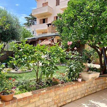 Apartments Leila Mali Lošinj Exterior foto
