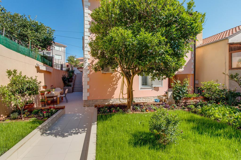 Apartments Leila Mali Lošinj Exterior foto